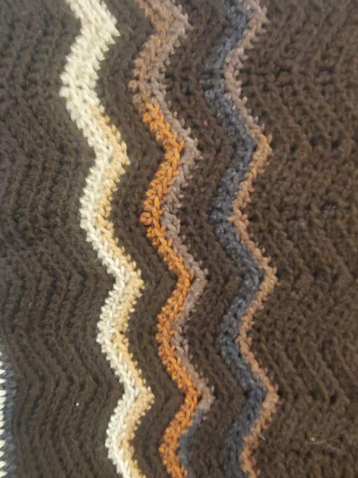 Latte Ripple Crochet Throw Blanket