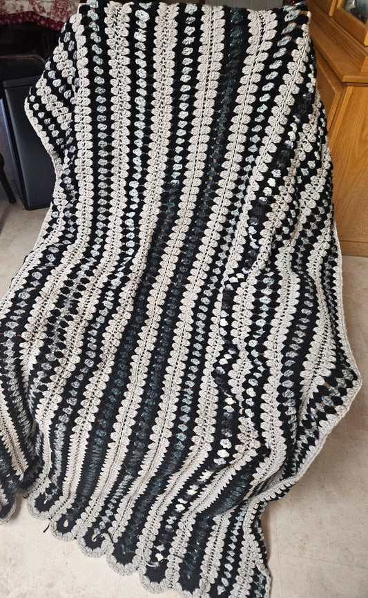Newsprint Mile a Minute Crochet Blanket