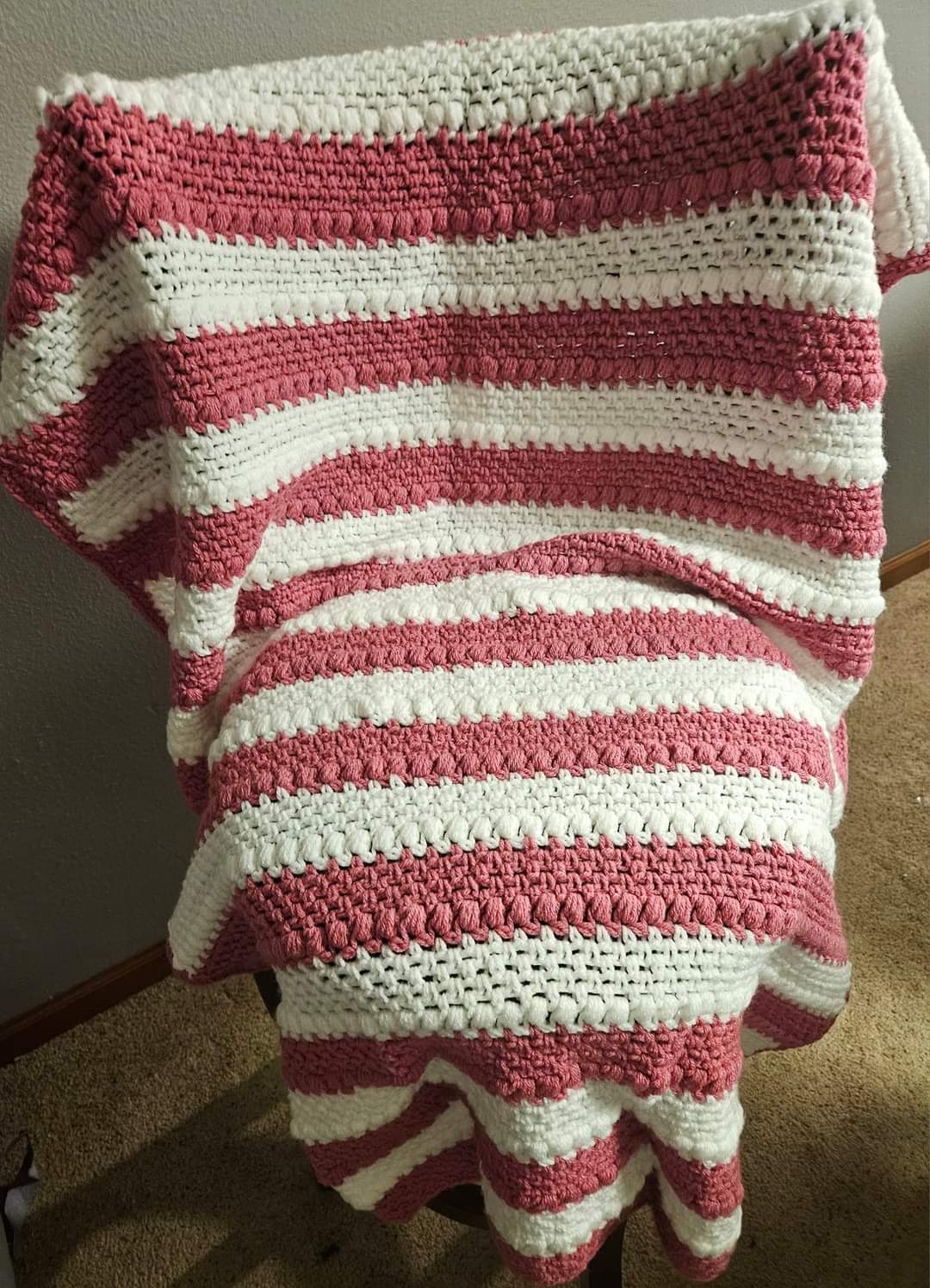 Rose Pink & White Bobble Throw Blanket