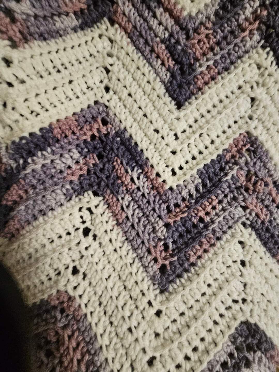 Mulberry Mix & White Ripple Throw